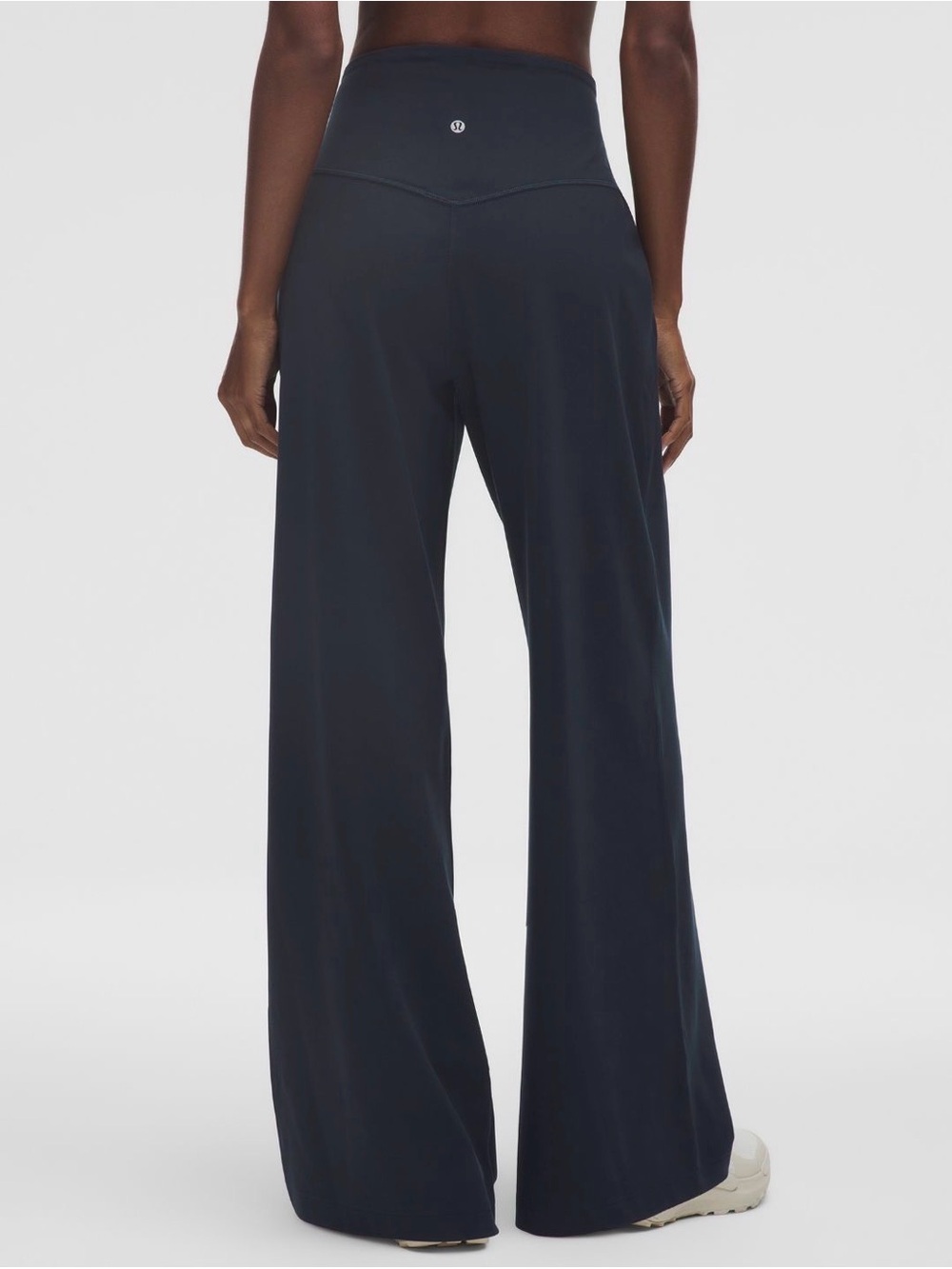 lululemon Align™ Palazzo Pant Short sz 8 navy blue - Picture 2 of 5